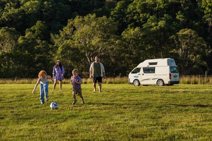 Recorrer las distintas sedes del Mundial de Fútbol en autocaravana