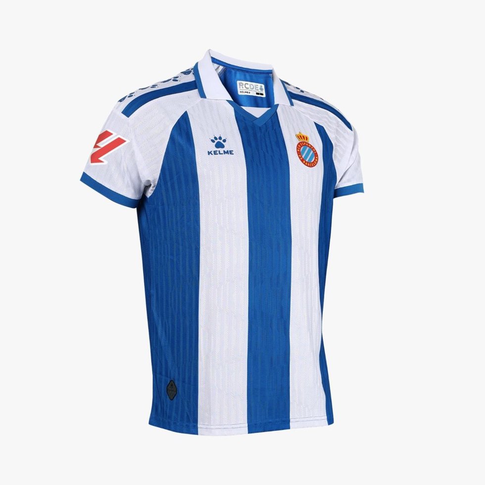 Primera camiseta del RCD Espanyol para la temporada 2025/26