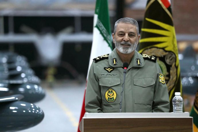Archivo - January 13, 2025, Tehran, Iran: Iran's Army commander-in-chief General ABDULRAHIM MOUSAVI attends an inauguration ceremony of 1000 new drones joining the Iranian Army in Tehran. The unmanned aircraft system (UAS), commonly known as drones, is be
