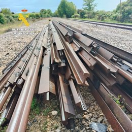 A disposición judicial en Burgos cuatro personas por el hurto de 4.000 kilos de vías de tren.