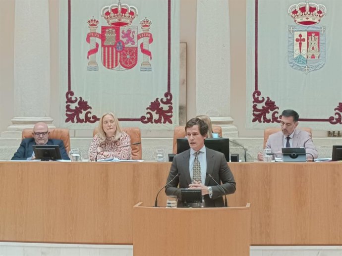 Archivo - El portavoz de Vox, Ángel Alda