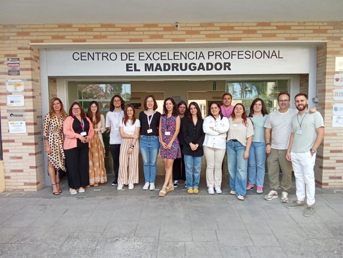 Alumnado del programa Puerto Menesteo del IEDT de Diputación.