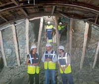 Ampliación de L11 en Comillas avanza a la espera de Mayrit: 50 trabajadores acometen a pico y pala un tercio del túnel