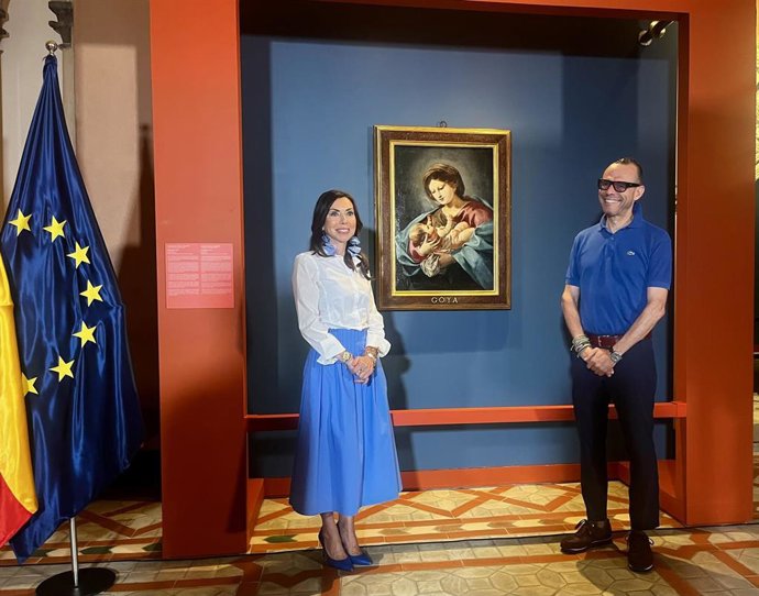 El director general de Cultura y la presidenta de las Cortes de Aragón han presentado la nueva obra invitada de la exposición 'Goya, del Museo al Palacio'.