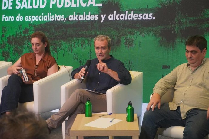 El coordinador del Centro de Alertas y Emergencias Sanitarias, Fernando Simón, este jueves en el foro organizado por el PSOE de Andalucía sobre el virus del Nilo Occidental.