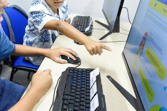 Archivo - Campamento digital en Málaga, formación gratuita para potenciar el talento digital de la juventud en verano