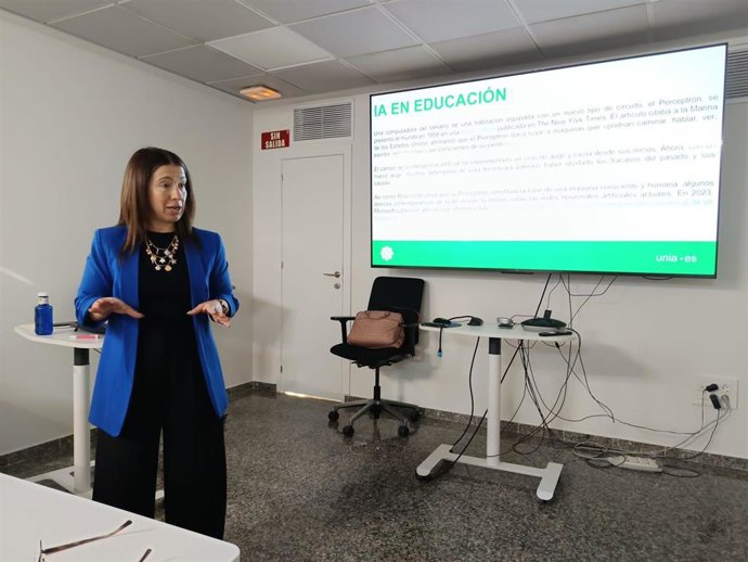 La UNIA se adentra en un encuentro de verano en la Inteligencia Artificial como aliada del cambio educativo