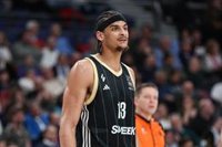 El pívot francés Neal Sako ficha por Valencia Basket hasta 2027