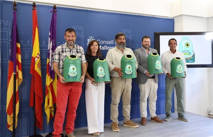 El Consell de Mallorca y Ecovidrio promueven el reciclaje en las viviendas de alquiler turístico.