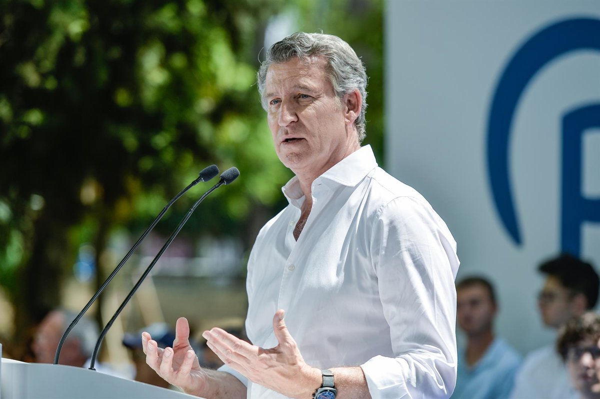 Feijóo afronta un congreso del PP de  unidad  que incrementa el poder de su núcleo gallego frente a un PSOE  en llamas 