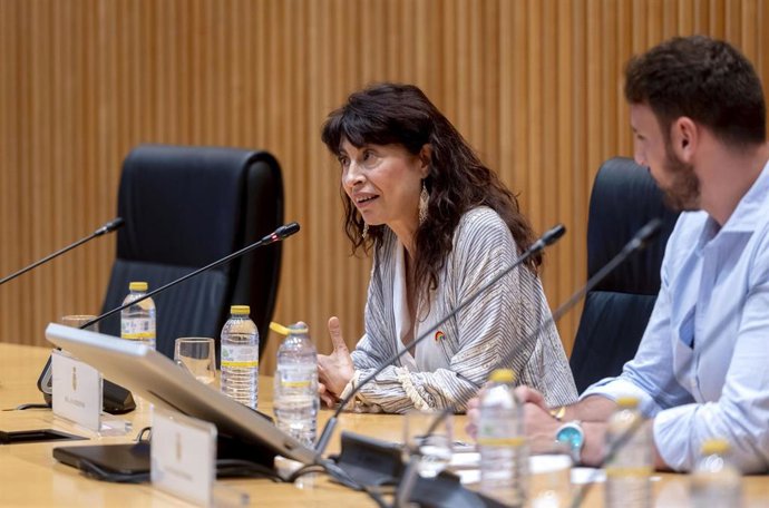 La ministra de Igualdad, Ana Redondo, inaugura la jornada Parlamentaria sobre el 20 aniversario del matrimonio igualitario y la adopción homoparental, en el Congreso de los Diputados, a 3 de julio de 2025, en Madrid (España).