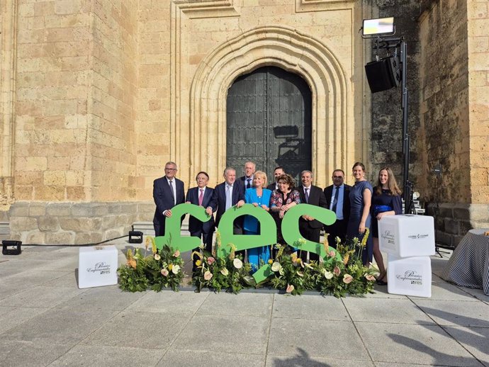 La consejera de Industria, Comercio y Empleo, Leticia García, participa en la entrega de premios de la Federación de la Federación Empresarial Segoviana (FES)