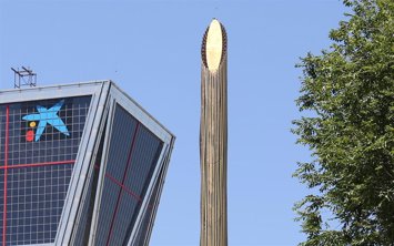 Archivo - La sede nacional de Caixabank, a 8 de julio de 2021, en Madrid (España)