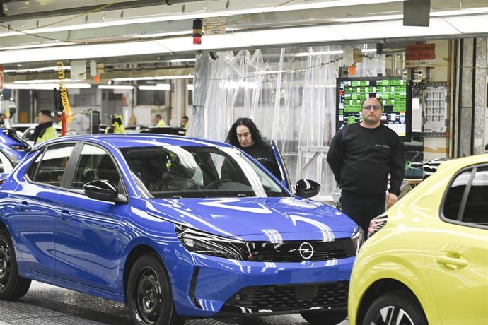 Archivo - En lo que va de año la producción industrial en Aragón se ha incrementado un 2,7%