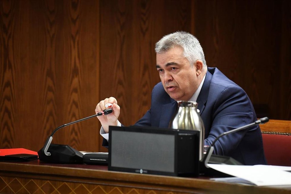 Archivo - El diputado del PSOE, Santos Cerdán, comparece durante la Comisión de Investigación sobre los contratos públicos realizados durante la pandemia de covid-19, en el Senado, a 30 de abril de 2024, en Madrid (España)