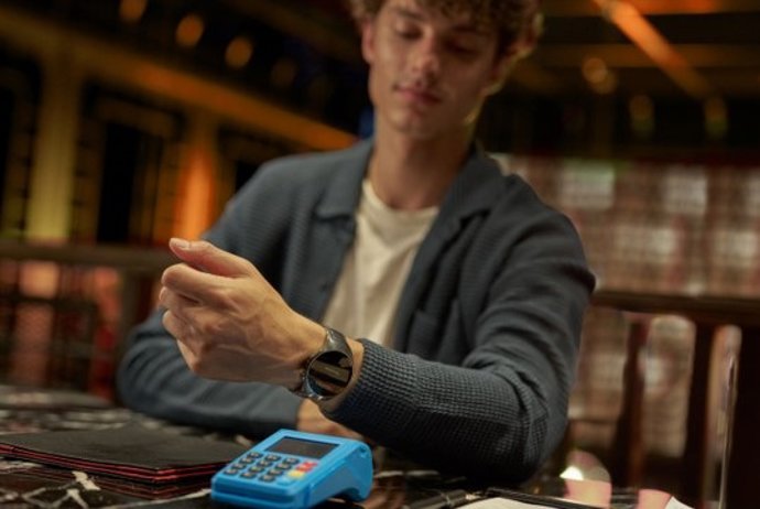 Pago sin contacto con Huawei Watch 5