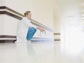 Foto: El 44% de los médicos españoles siente desgaste profesional, según la encuesta de la Red Profesional de Medscape