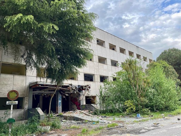 Archivo - Edificio de Consulta Externas, en el entorno del viejo HUCA.
