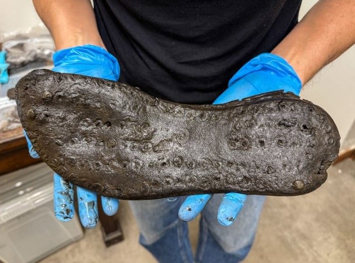 Suela de zapato de cuero de 32,6 cm del fuerte Magna