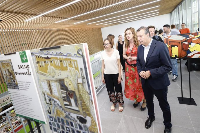 El alcalde de La Rinconada, Javier Fernández, durante la jornada.