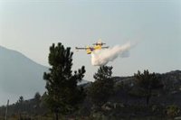 Activos dos incendios en Xinzo y Carballeda (Ourense)