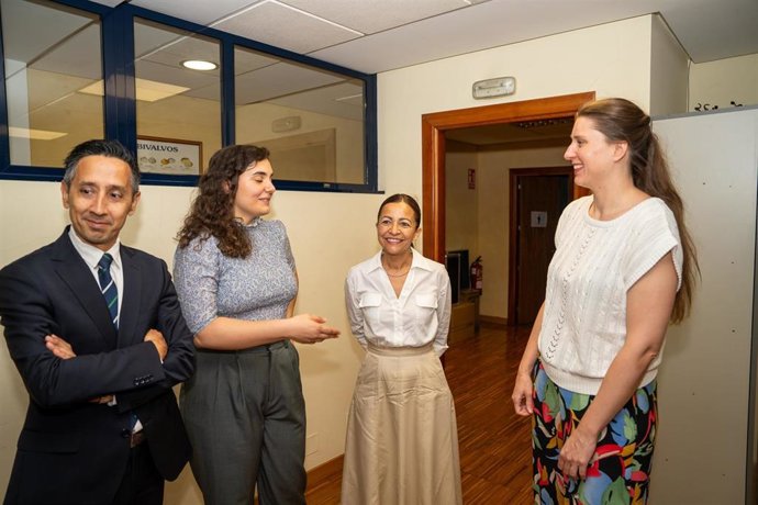 La Conselleira Do Mar, Marta Villaverde, Participa En La Reunión Del Consejo Consultivo Para Las Aguas Noroccidentales En Vigo.