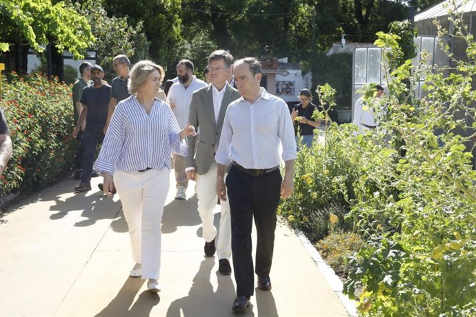 Carabante y Rivera durante la visita al Vivero Retiro.