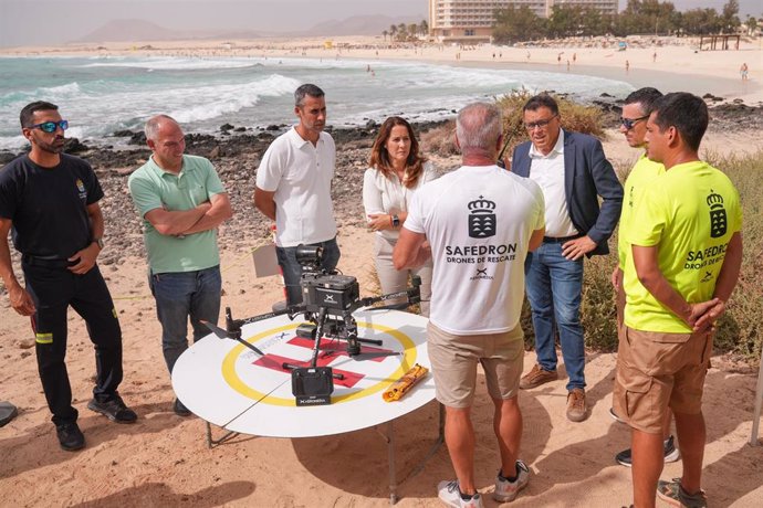 La Oliva contará con un proyecto piloto de servicio de drones para el salvamento marítimo en las costas del municipio