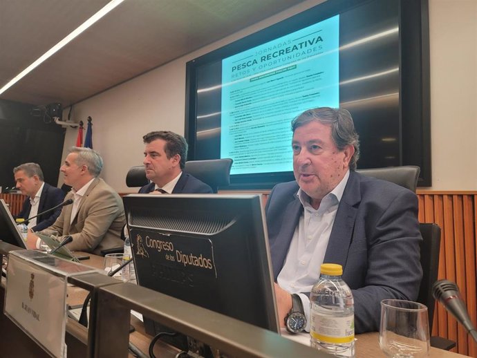 Juan Vidal ha participado en jornada 'Pesca Recreativa. Retos y Oportunidades', que ha organizado Vox en la sala Clara Campoamor del Congreso de los Diputados.