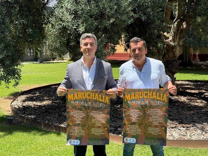 Presentación del festival 'Maruchalia' por el vicepresidente de Prodetur y el alcalde de la localidad  Juan Carlos Navarro