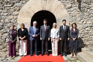 Rousopoulos amb els síndics i membres de la delegació andorrana a l'APCE