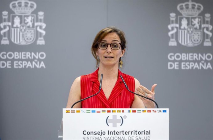 La ministra de Sanidad, Mónica García.