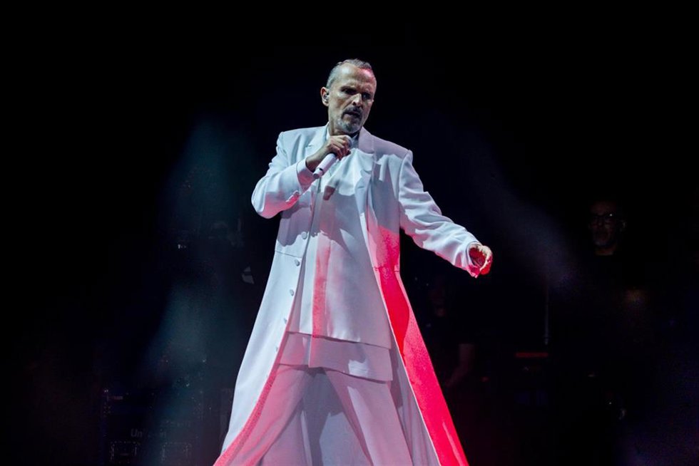Miguel Bosé en su concierto en Madrid.
