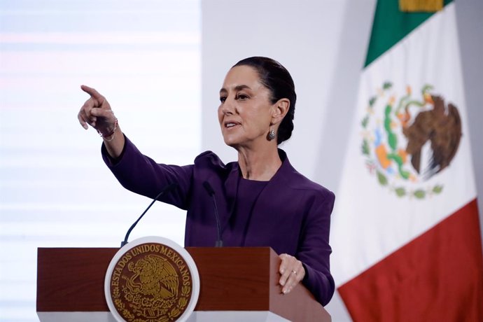 3 de julho de 2025, Cidade do México, Cdmx, México: A presidente do México, Claudia Sheinbaum Pardo, fala durante a apresentação do Plano México para a indústria farmacêutica nacional com as empresas Laboratorios Kener e Grupo Neolpharma em uma coletiva d