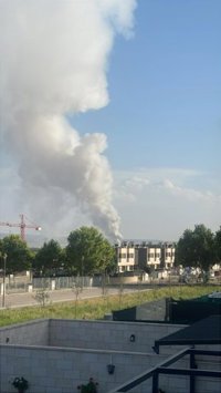 Un incendio en una empresa de baterías de litio y pilas pone en alerta a Azuqueca de Henares