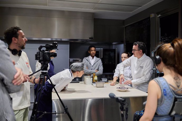 Rodaje del documental 'Noor', sobre el universo gastronómico y cultural del chef Paco Morales.
