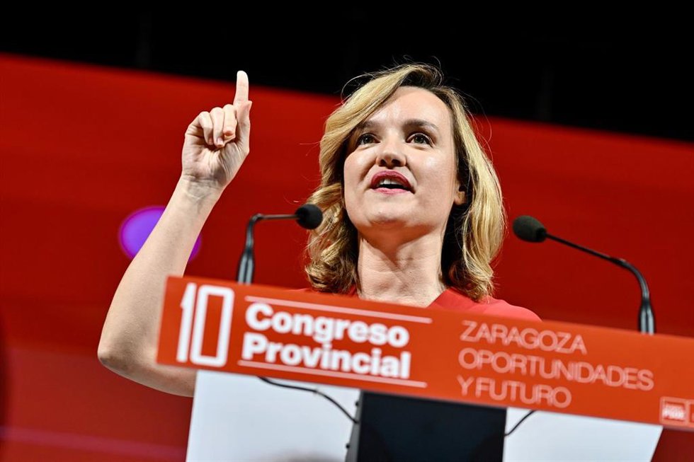 La ministra de Educación, Formación Profesional y Deportes y secretaria general del PSOE de Aragón, Pilar Alegría, interviene durante la clausura del 10 Congreso Provincial del PSOE Zaragoza, en la Ciudad Escolar Pignatelli, a 28 de junio de 2025, en Z