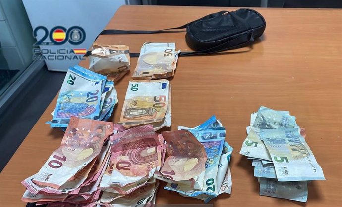 Detenido por atracar un estanco con un cuchillo de plástico en Alicante