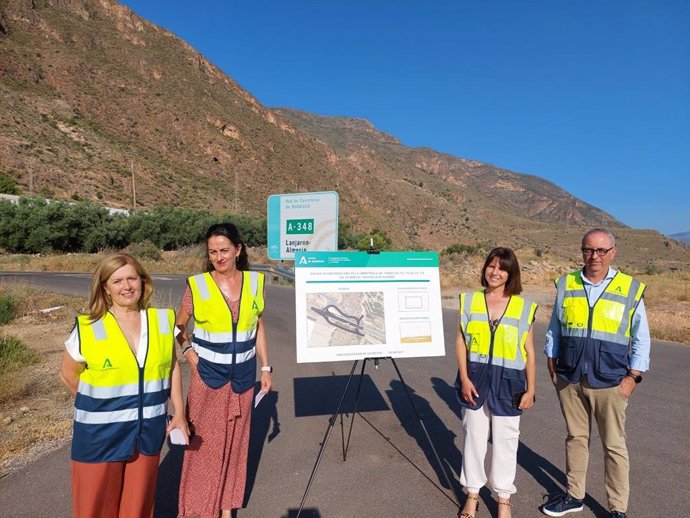 La Junta destina 400.000 euros a las obras de mejora de la carretera de Huécija.