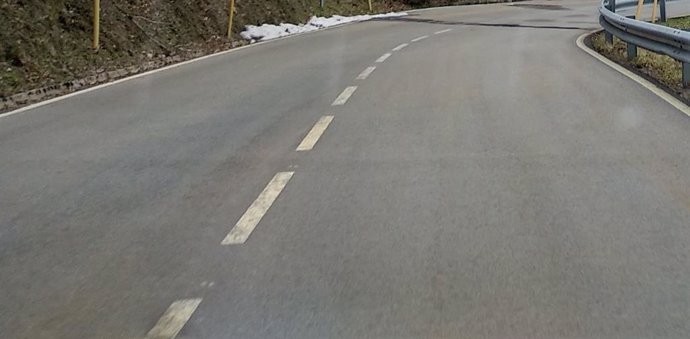 Archivo - Imatge d'arxiu d'una carretera