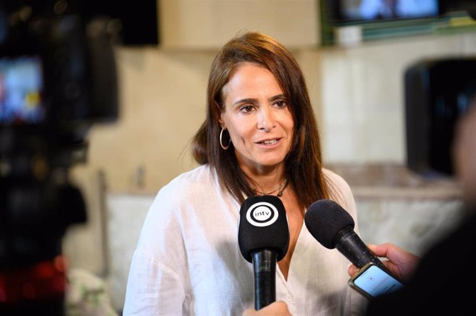 Archivo - La concejal de Función Pública y Seguridad Ciudadana del Ayuntamiento de Almería, María del Mar García Lorca.