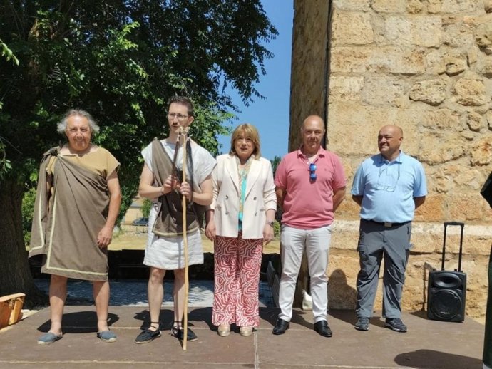 La consejera Tomasa Hernández ha participado este sábado en las Jornadas de Recreación Histórica de la Vida Celtíbera.