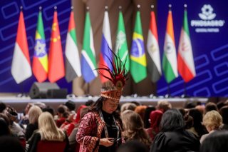 Archivo - Banderas de los países BRICS (archivo).