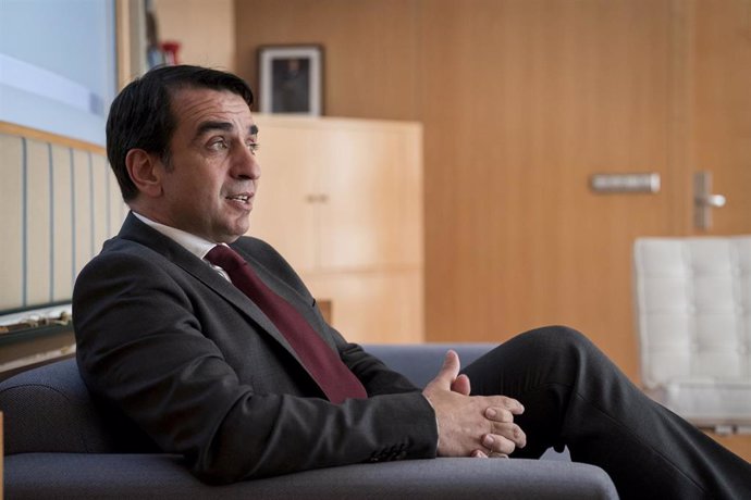 El rector de la Universidad Rey Juan Carlos (URJC), Abraham Duarte, durante una entrevista para Europa Press, en el Rectorado de la URJC, a 1 de julio de 2025, en Madrid (España). 