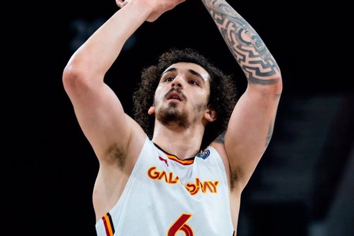 Sadik Emir Kabaca, durante su etapa en el Galatasaray.