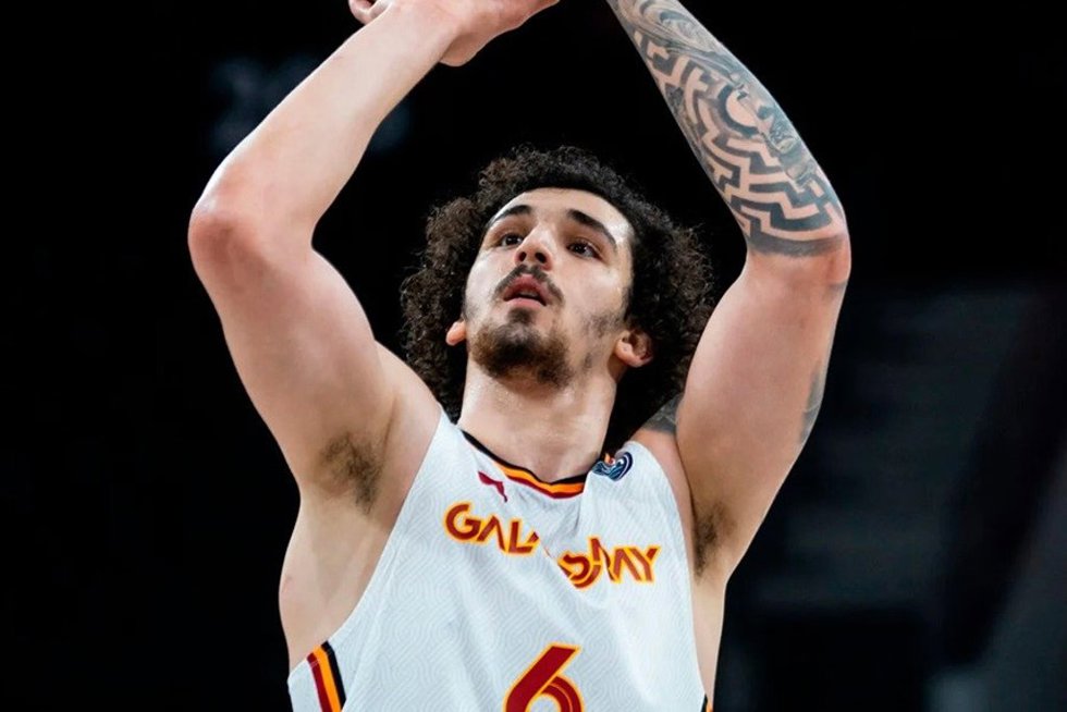 Sadik Emir Kabaca, durante su etapa en el Galatasaray.