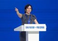 Ayuso assegura que és el moment de Feijóo i demana als espanyols agafar "el martell" per derrocar "el mur" de Sánchez