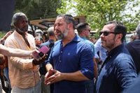 Abascal dice que la "inmigración masiva" hace que "los españoles paguen con sus impuestos a los violadores de sus hijas"