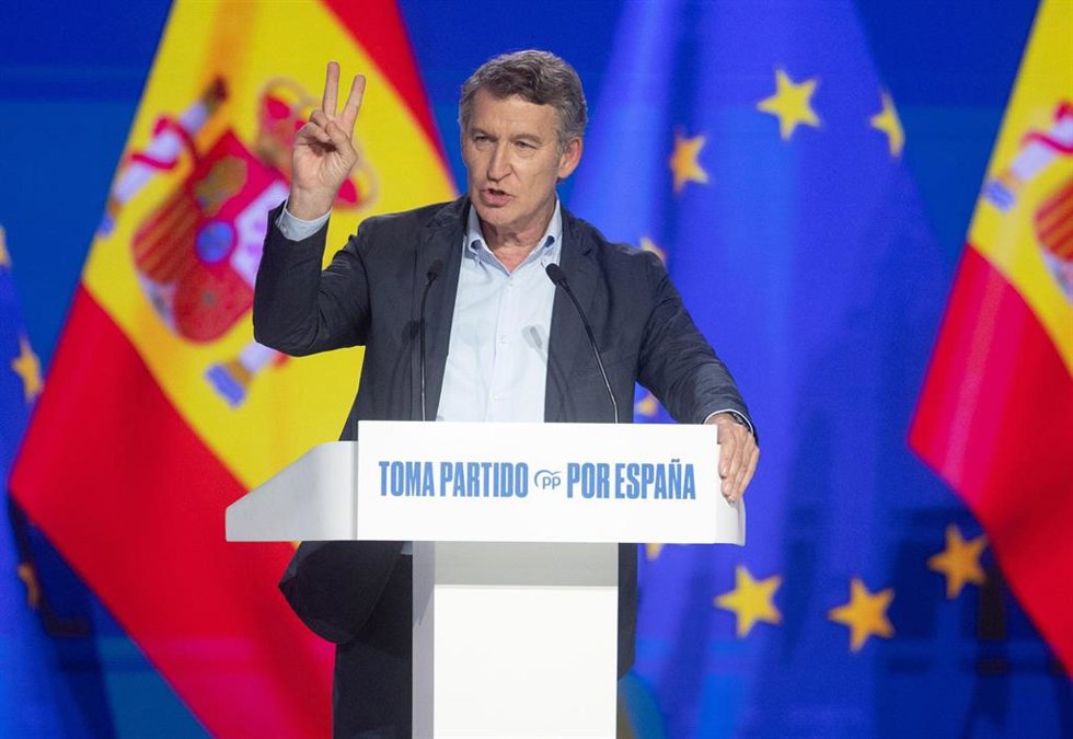El presidente del PP, Alberto Núñez Feijóo, interviene durante la segunda jornada del XXI Congreso Nacional del Partido Popular, a 6 de julio de 2025, en Madrid (España).