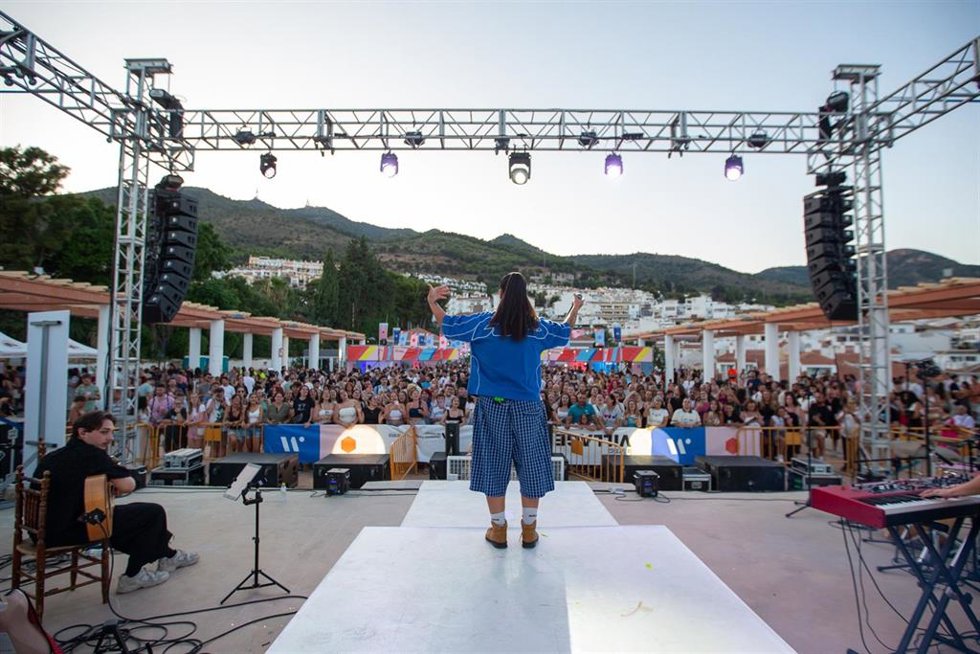 La Térmica Village recibe más de 3.000 personas en Benalmádena en una noche de "cultura alternativa.
